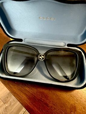 Gucci Black Oversized Square Sunglasses with GG Accent